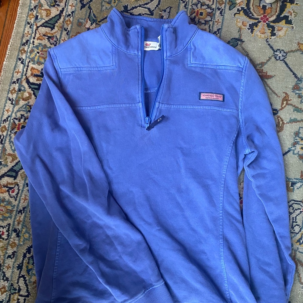 New Vineyard Vines pullover